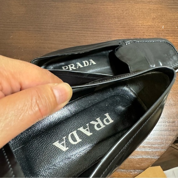 PRADA LOAFERS black patent leather vintage 90s Y2K in size 35. GUC - Picture 12 of 15